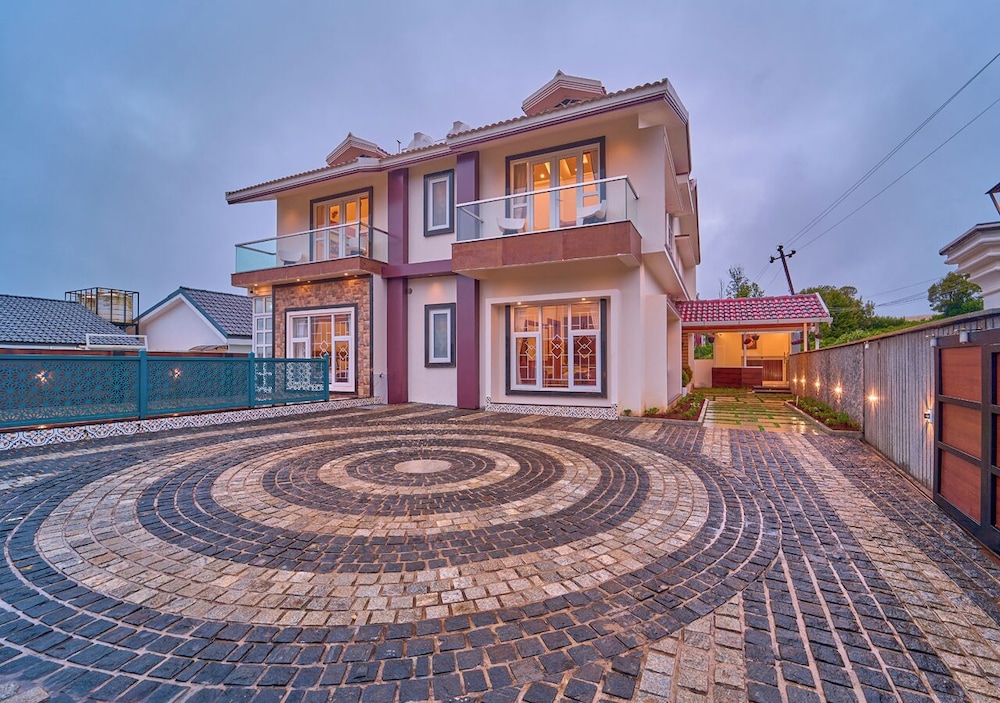 Villa Terra Verde by VOYE HOMES