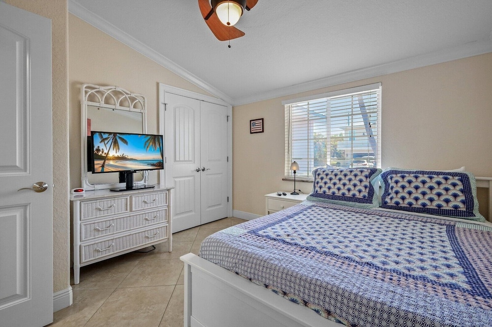Paradise Palms 3 Bedroom Cottage