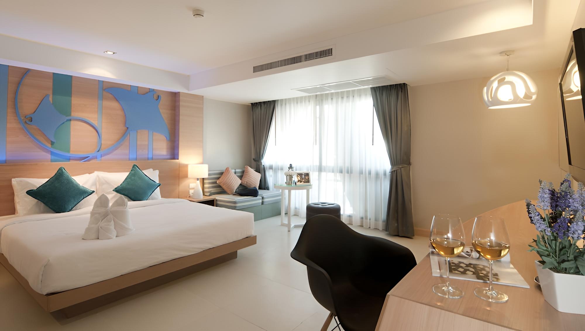 Ratana Apart-Hotel at Kamala