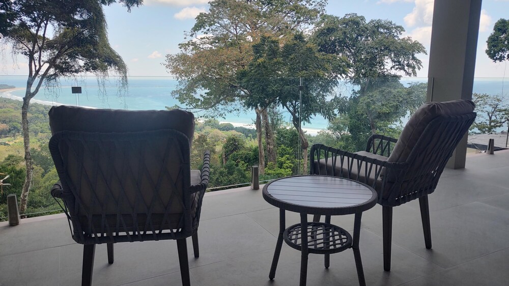 Casa Lavista in Bah a Ballena