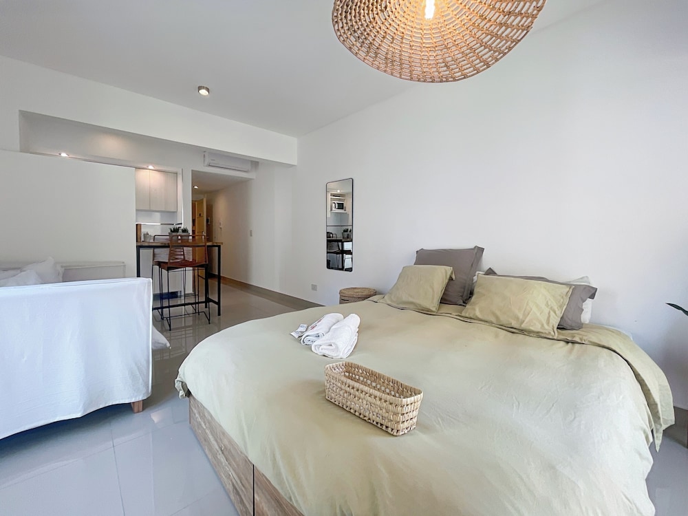 Ayres Suites Moreno