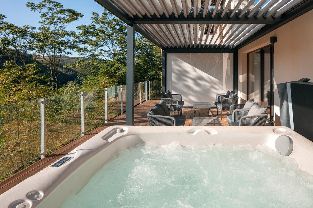 Villa Stechovice Shr081