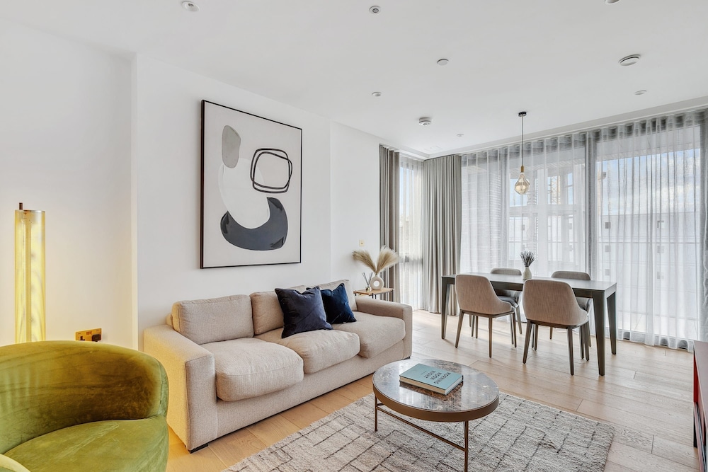 Timeless London Charm