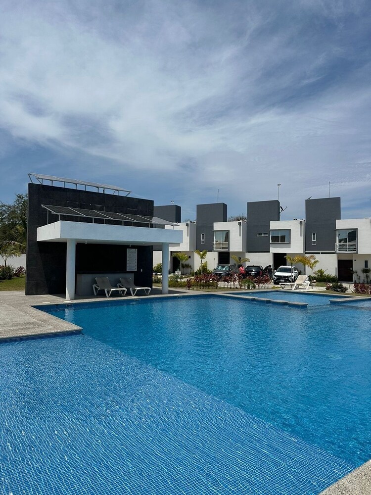 Puerto Vallarta Altavela Capri 5