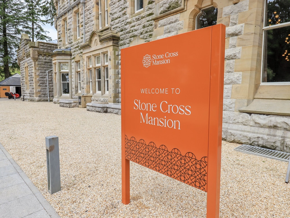 The Mary Maude Suite Stone Cross Mansion