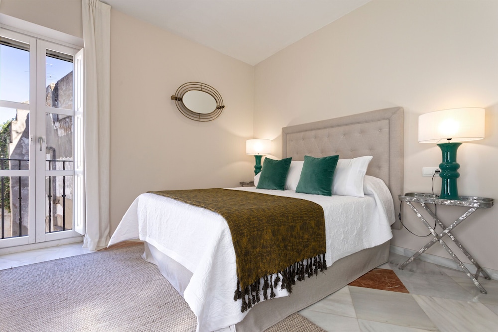 Amazing 4BD Duplex With Terrace in Santa Cruz Abades Terrace III