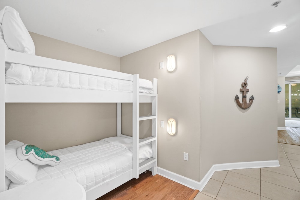 Grand Panama Beach Resort by Panhandle Getaways