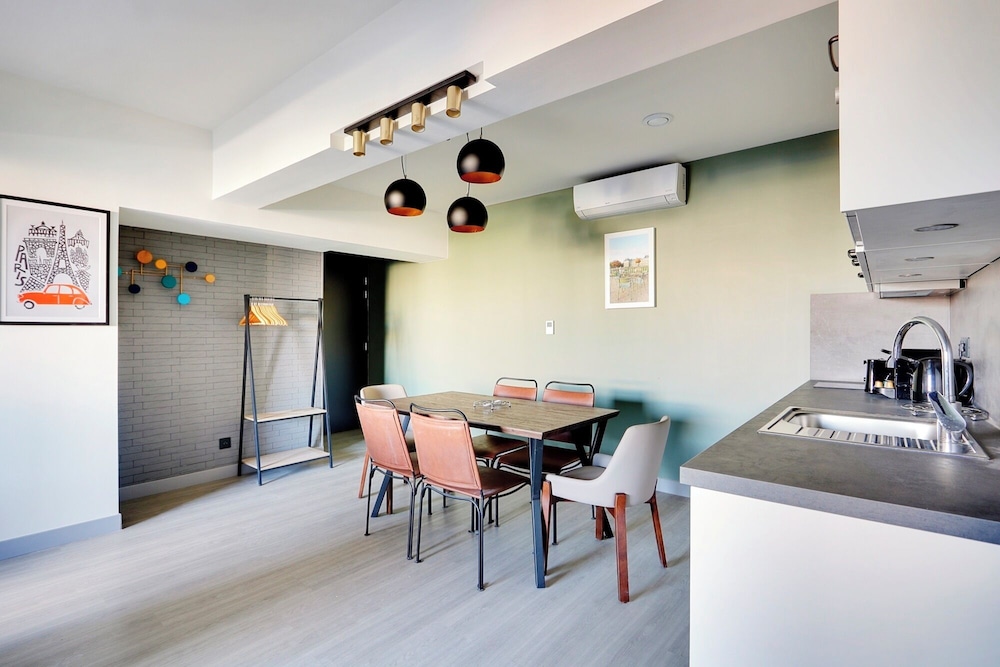 North Paris Suite
