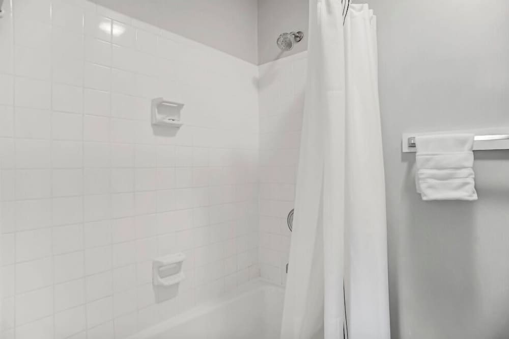 Ocean Course - 108 N Sea Pines Dr. 2 Bedroom Villa