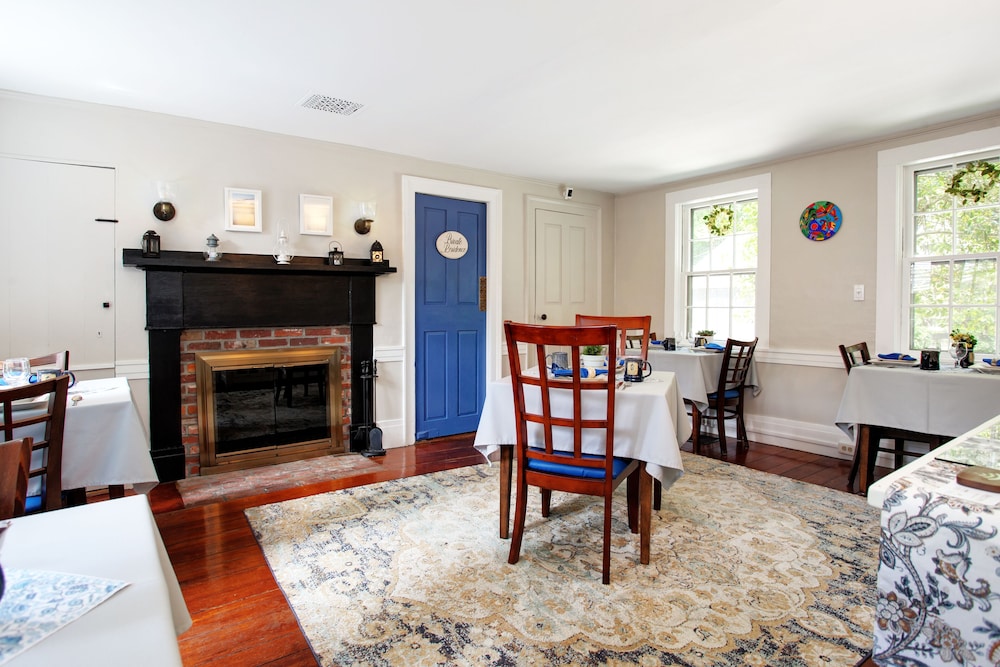 Inn on Main, photo 9