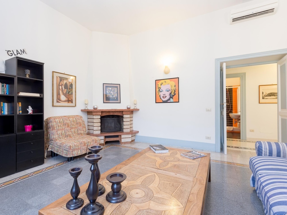 RSH Vatican Comfortable Sunny Apartment