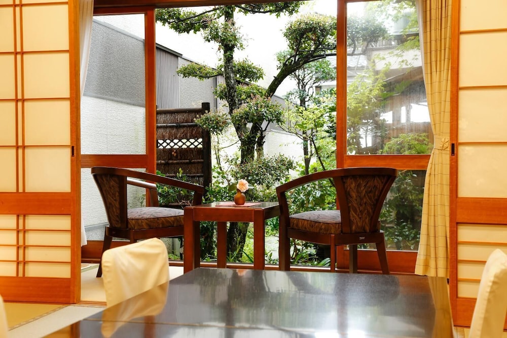 Tsubakino Ryokan