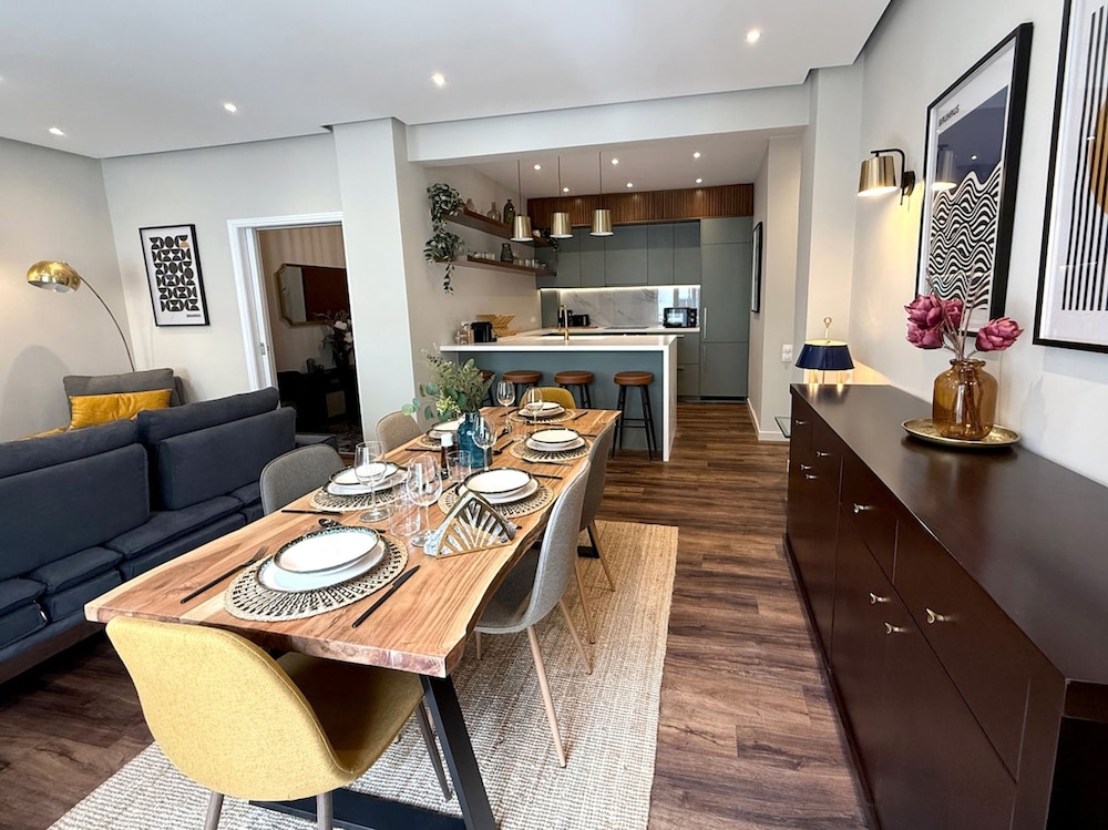 Siga-siga Luxury Acropolis Apt