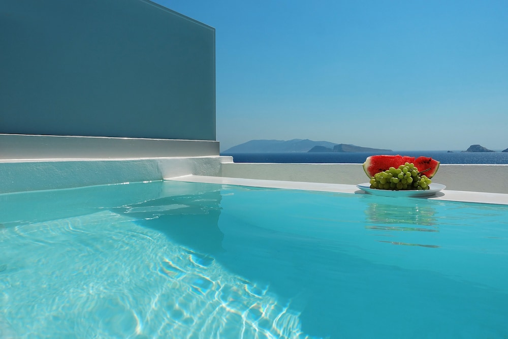 Onar Suites & Villas