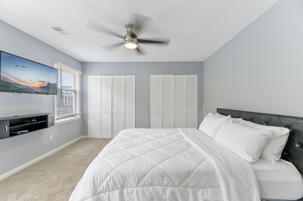 Beltline Living In The Heart Of Historic West End! 4 Bedroom Home by RedAwning view 5
