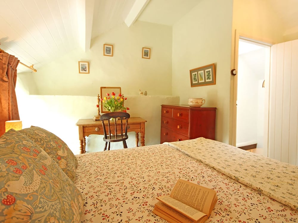 Buck Cottage view 2