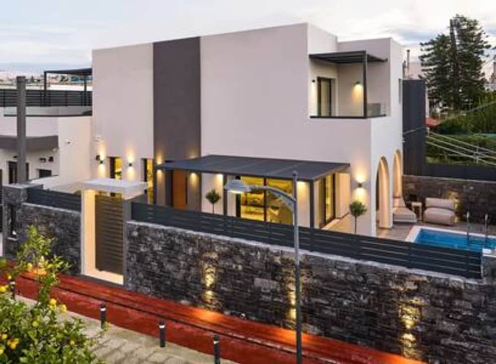 Grey Stones Villa by Estia