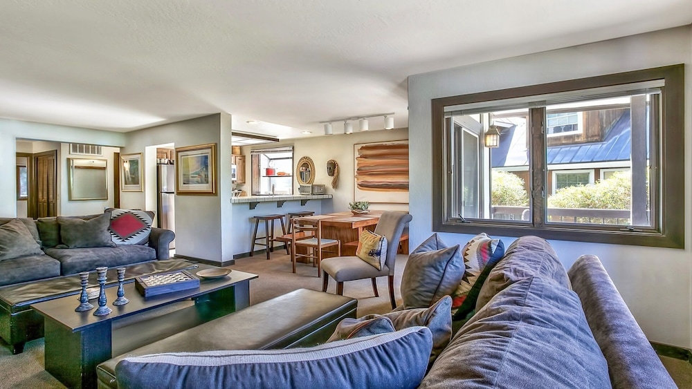 Lake Tahoe Vacations - 227 Squaw Valley Road Condo - Property Image 8