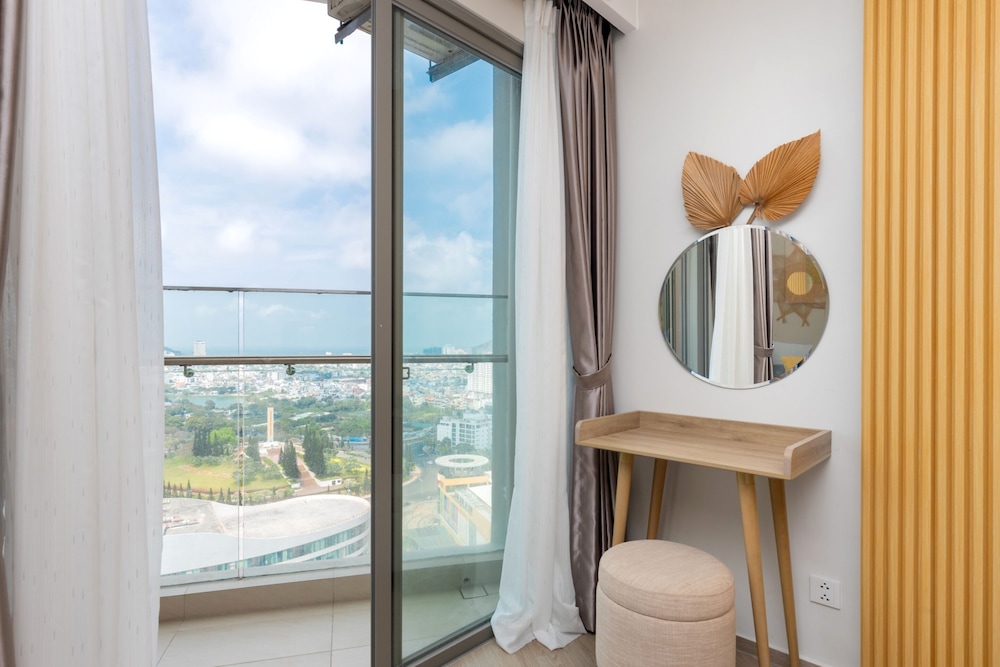 Sum Condotel Luxury