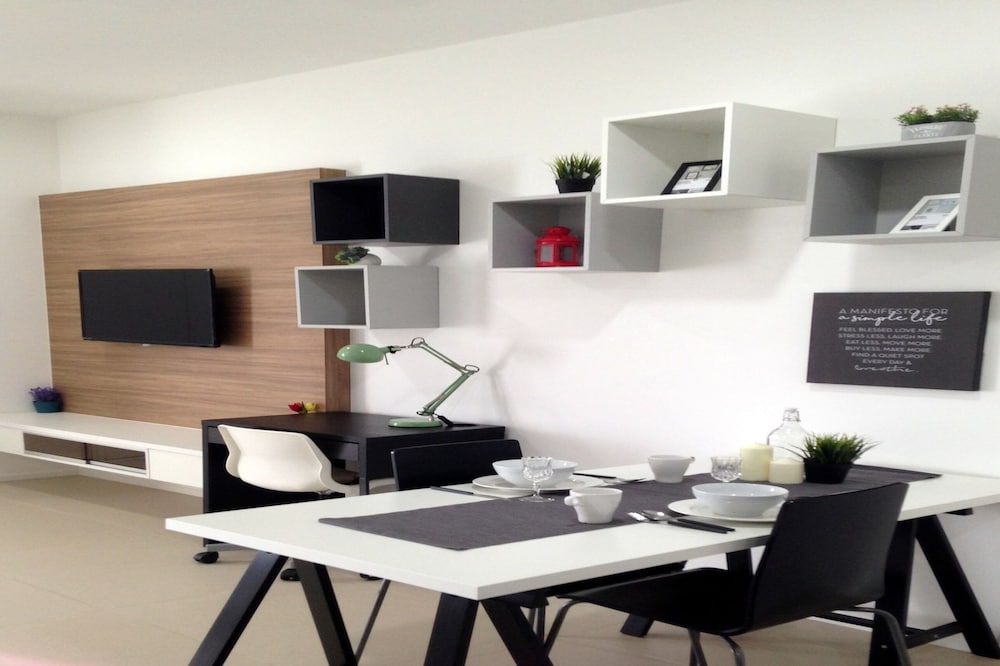 Arcoris Mont Kiara Apartments by Emily in Town