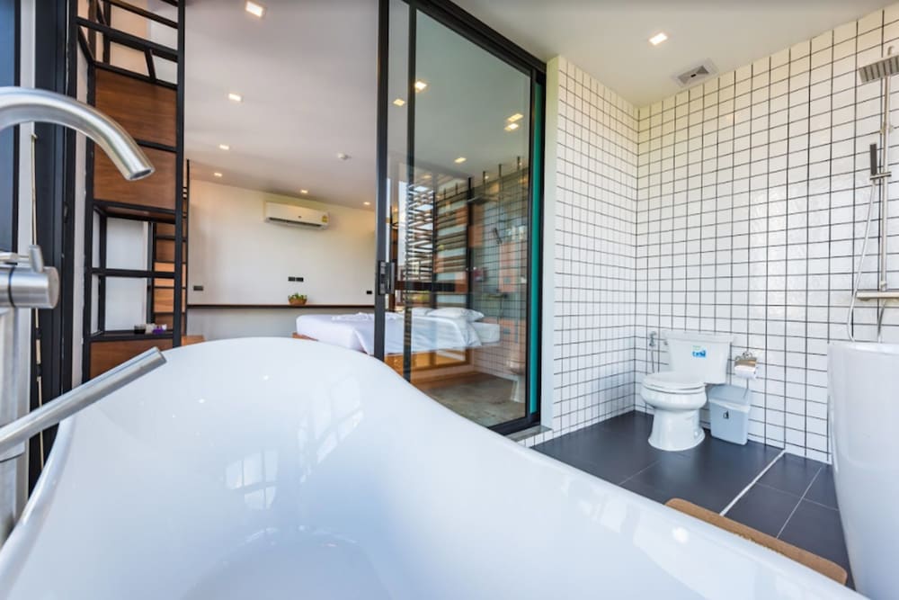Book a Bed Poshtel - Hostel