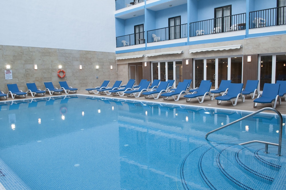 Hotel Euro Club Hotel - Image 1