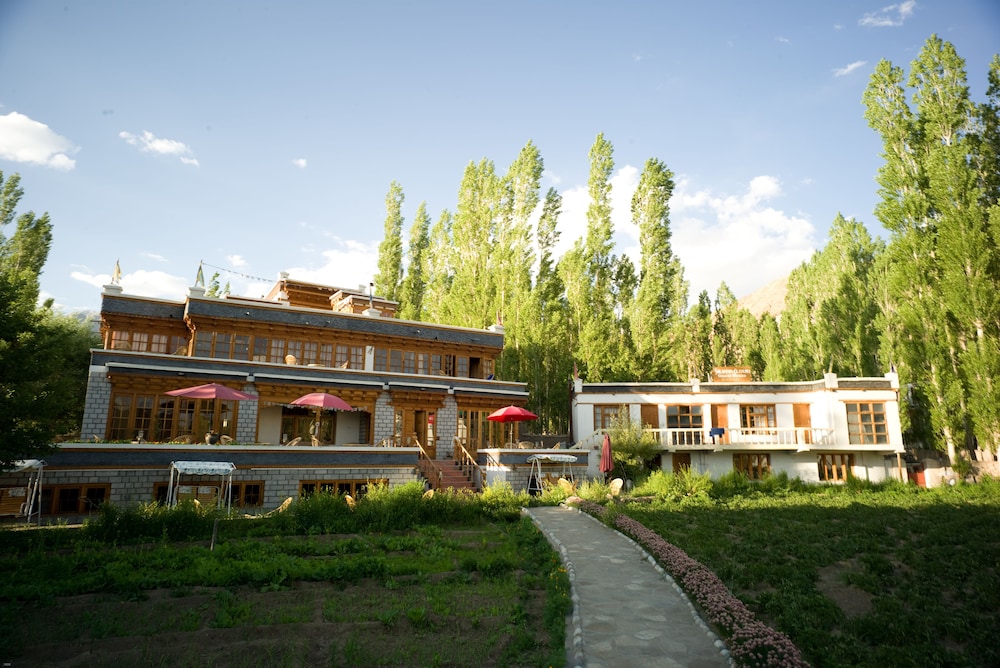 Silver Cloud Ladakh