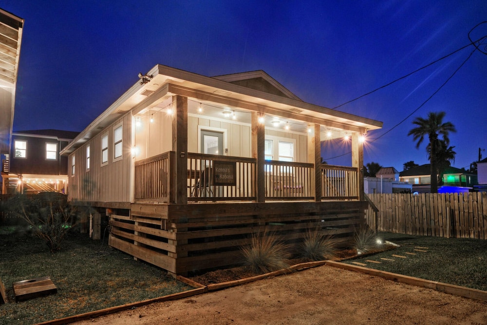 Kenna s Kabana by Avantstay 2 Blocks to Beach