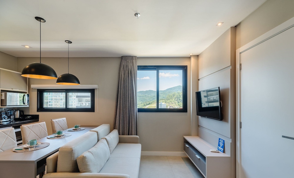 MHF III Apts Variados a 280m da Praia em Itapema