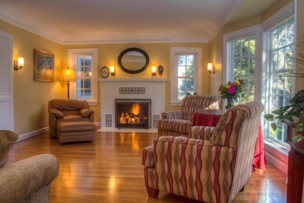 Petaluma Vacations - Historic Petaluma Vacation Rental on 1860s Farm! - Property Image 10