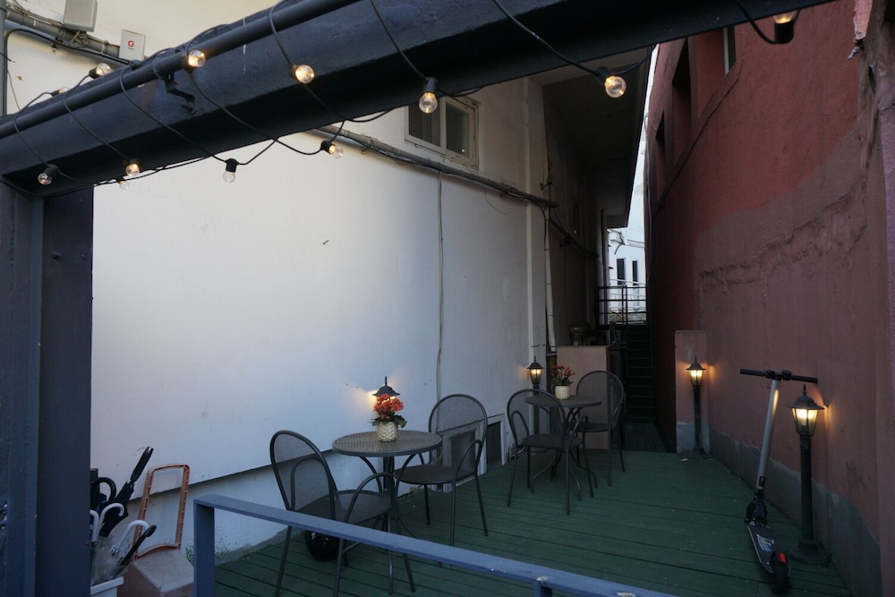 Mama Guest House