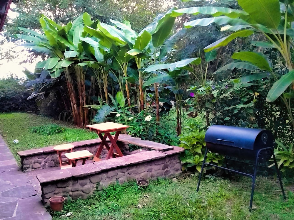 Terrazas Del Coya - Hostel