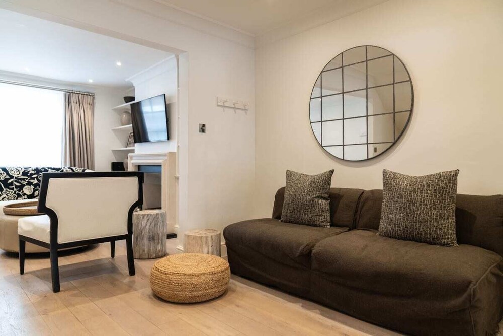 The Chelsea Place - Lovely 4bdr House With Terrace
