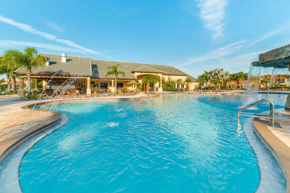 Lake View Paradise - Image 5