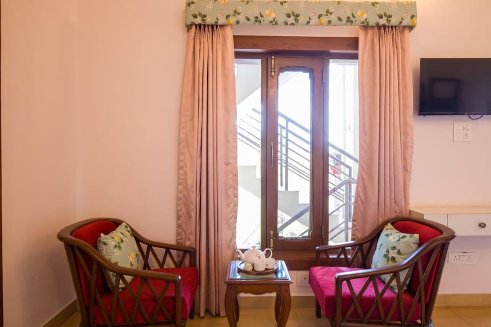 GhumoG Stay's KASAULI