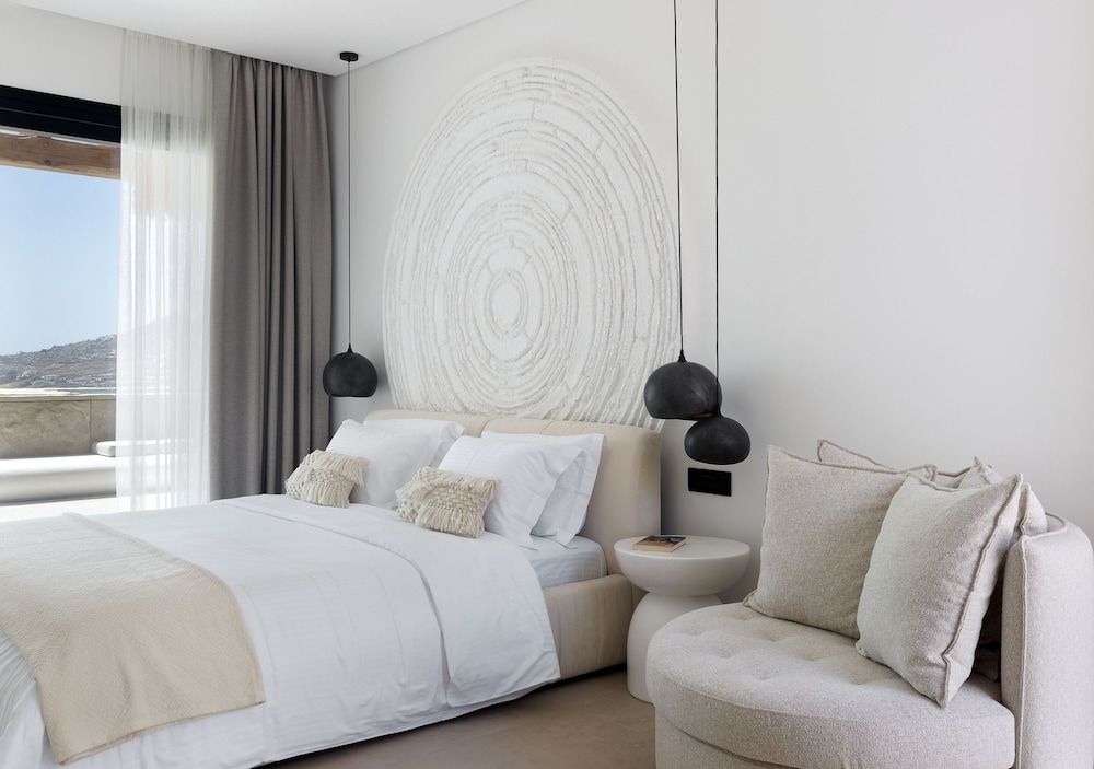WhiteArt Suites
