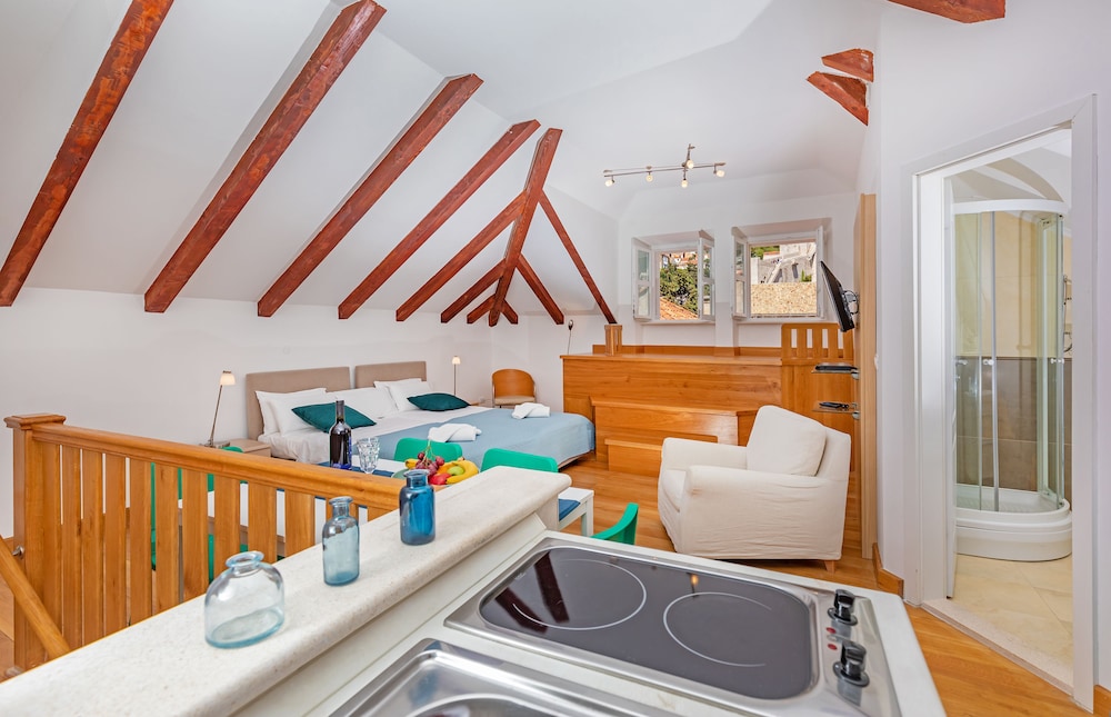 Apartments Feri
