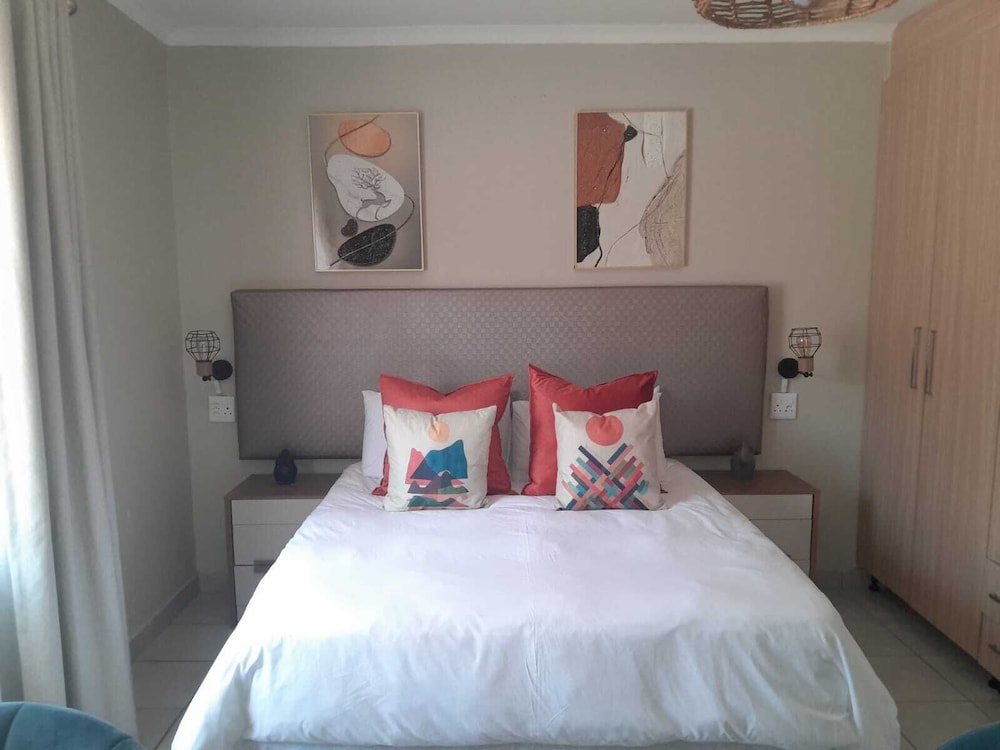 Nu Oasis guest house