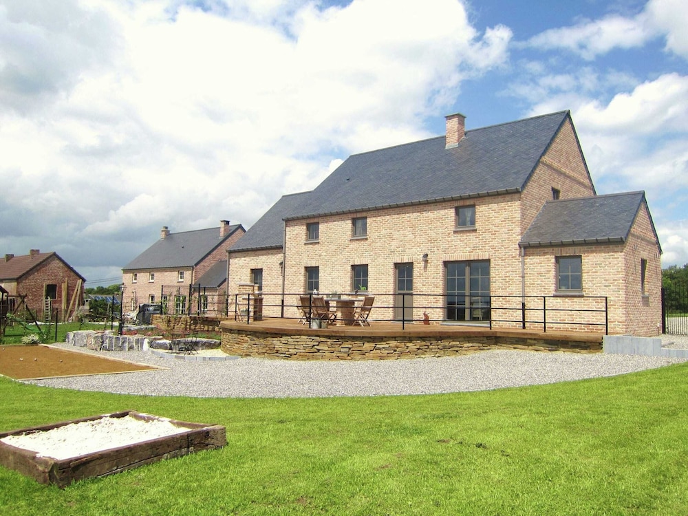 Holiday Home in Vodelee Near Lacs de L'eau D'heure