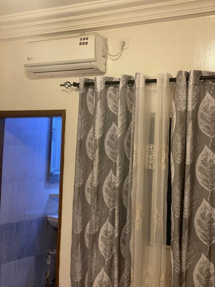 Inviting 1-bed Room Mam Residence view 3