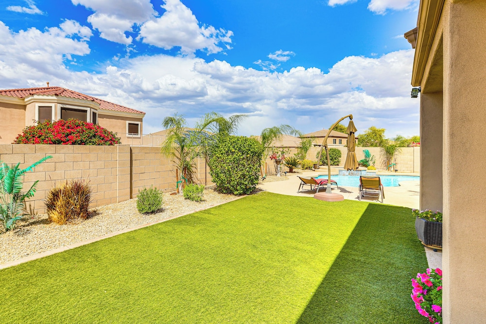 Backyard Oasis w/ Fire Pit: Laveen Village Retreat