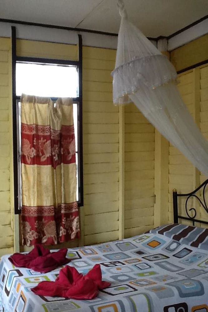 New Phiman Riverview Guesthouse - Hostel - Image 5