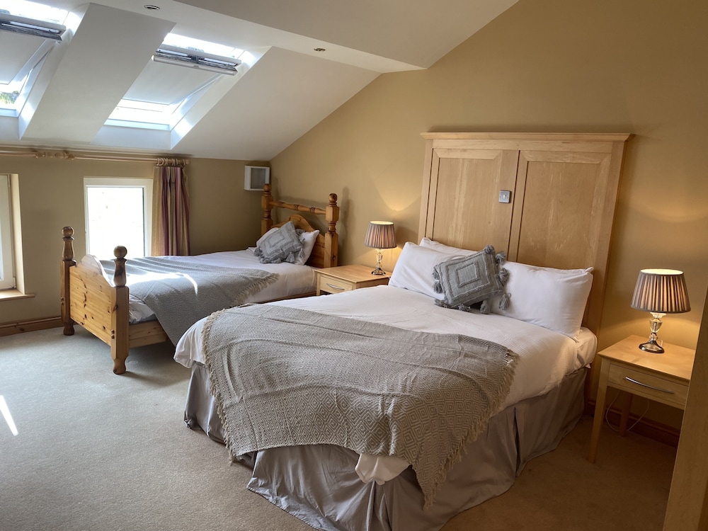 Atlantic Lodge