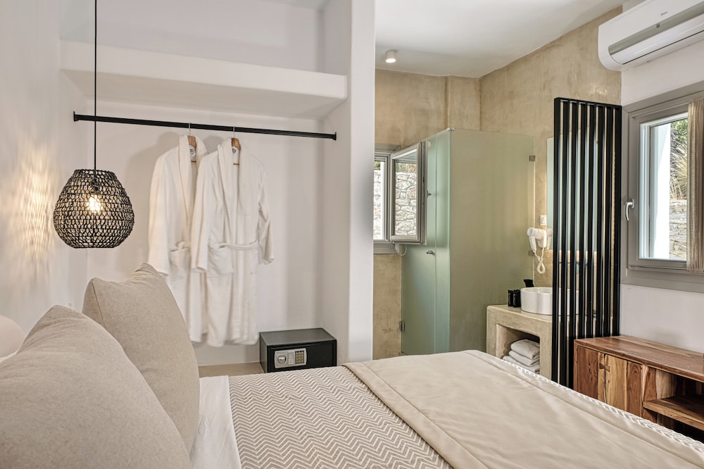 Aloft Suites Mykonos Island