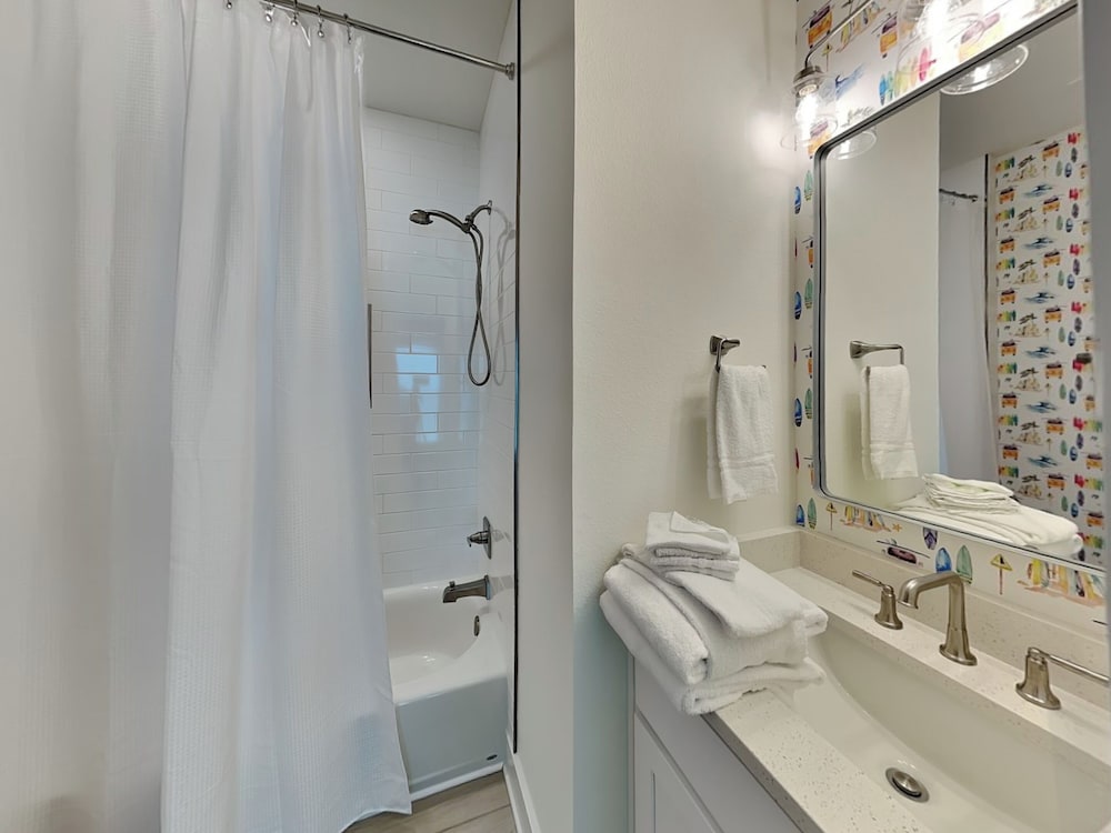 Yacht Harbor House by Southern Vacation Rentals