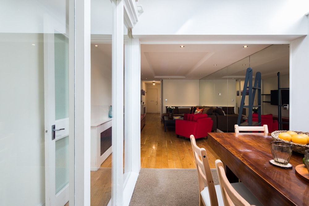 Pelicanstay in London Bayswater
