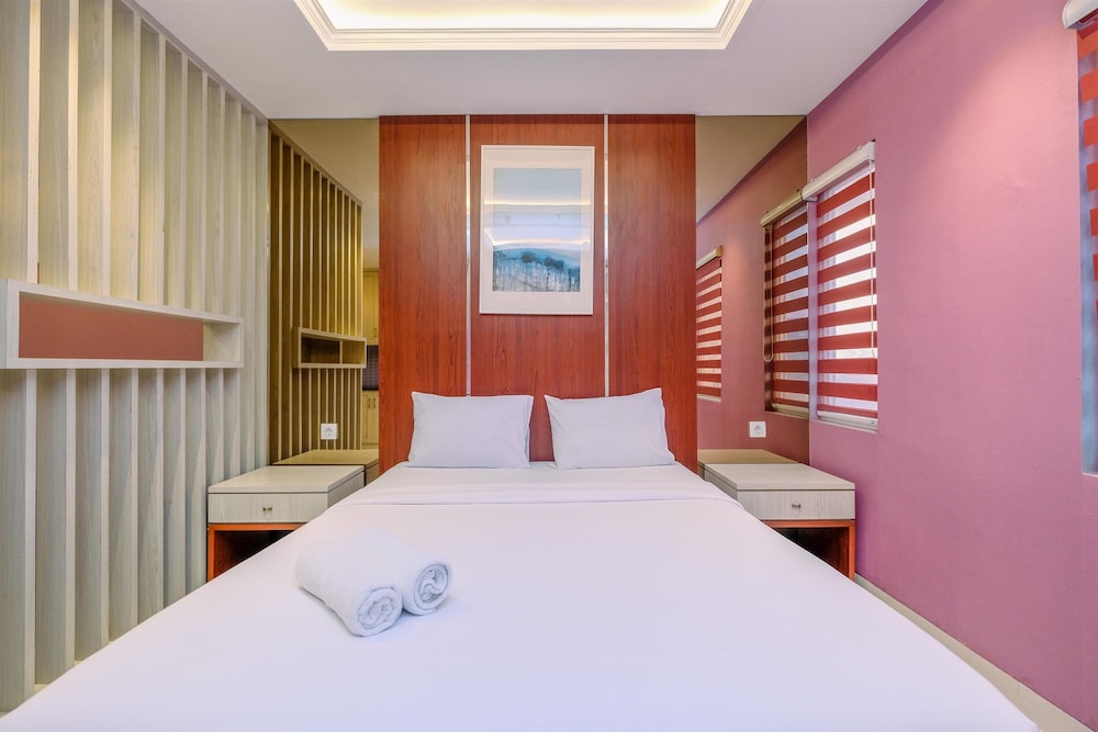 Homey and Modern Studio at Sentul Tower Apartment