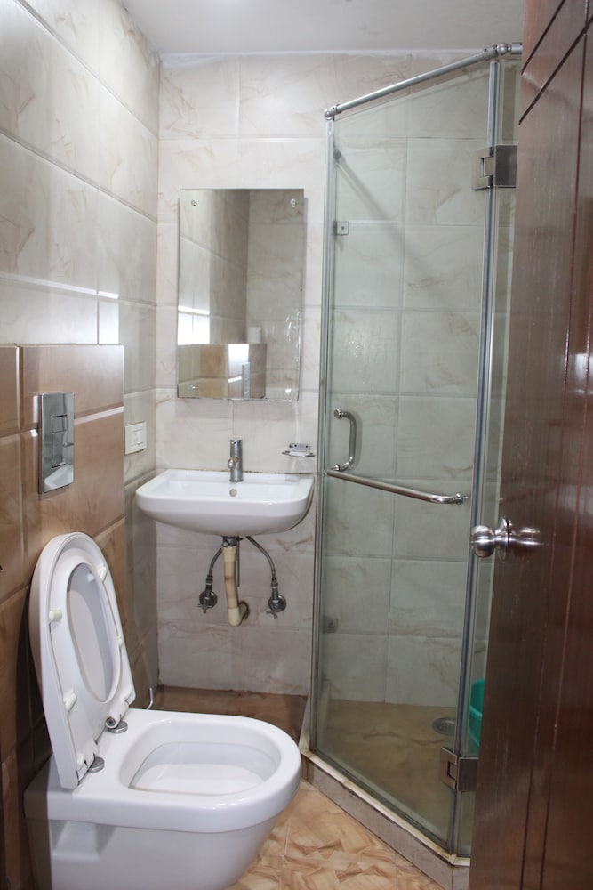 Flourish Inn Saket opposite Max Hospital