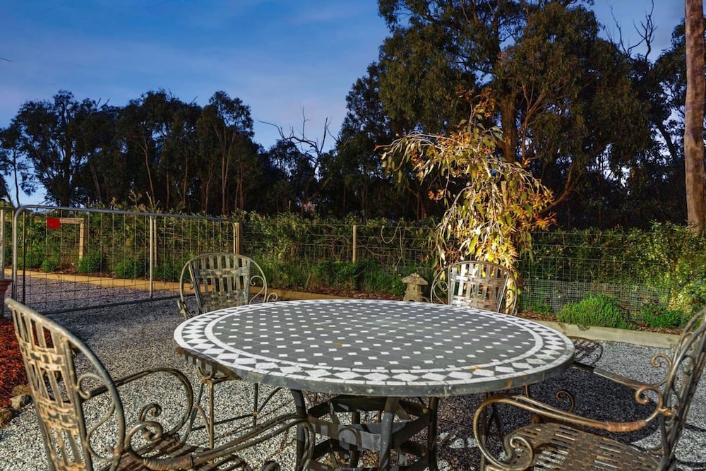 Skyline Views Yarra Valley s Elevated Escape