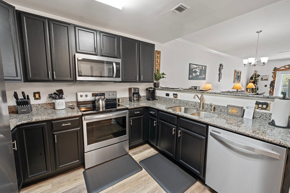A Beary Good Getaway 2 Bedroom Condo